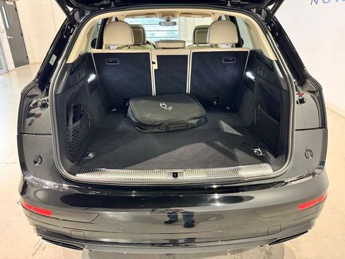 Used 2023 Audi Q5 e Premium Plus w/ Premium Plus Package image 35