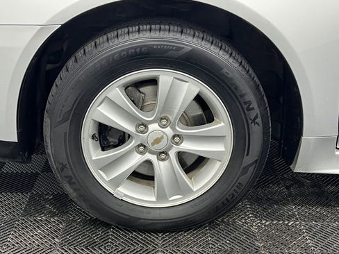Used 2012 Chevrolet Impala LS FWD image 10