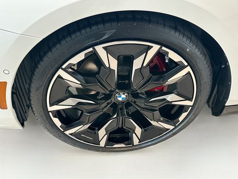 New 2026 BMW i5 M60 AWD/4WD image 24
