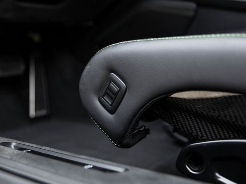 Certified 2024 Porsche 911 Carrera GTS image 22