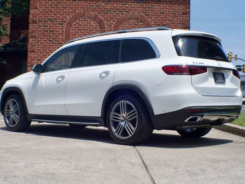 Used 2023 Mercedes-Benz GLS 450 4MATIC image 7