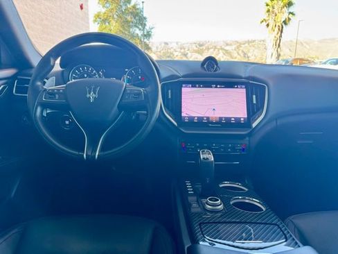 Certified 2022 Maserati Ghibli Modena Q4 AWD/4WD image 13