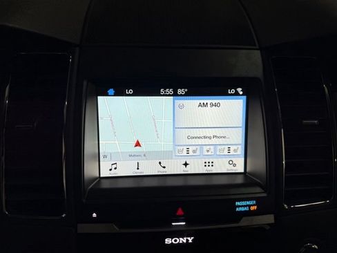 Used 2017 Ford Taurus Limited FWD image 23