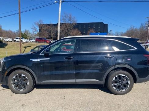 New 2025 Kia Sorento S image 34