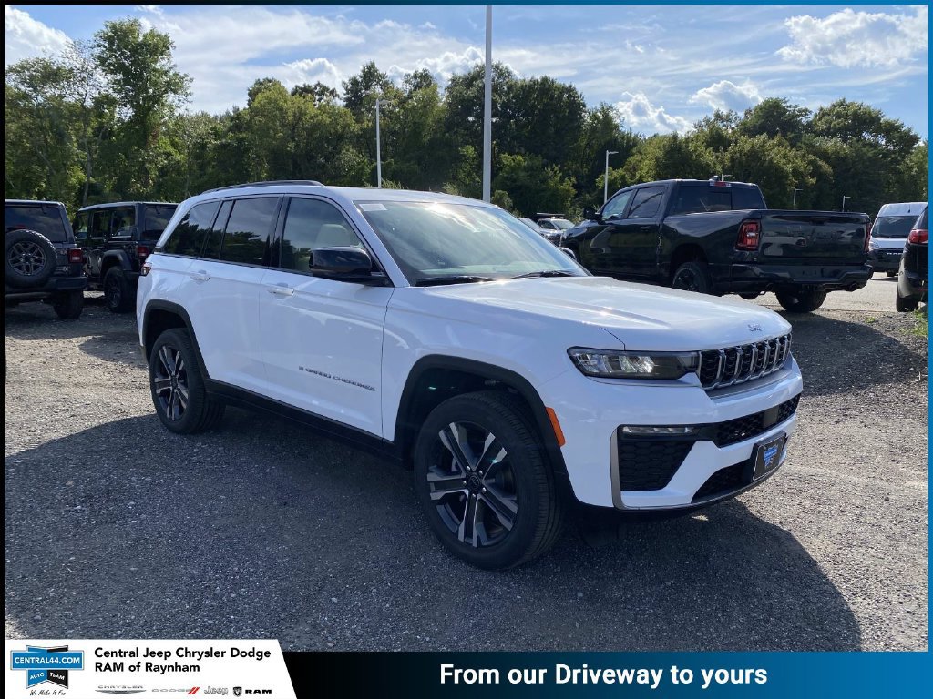 New 2027 Jeep Grand Cherokee Limited AWD/4WD image 1