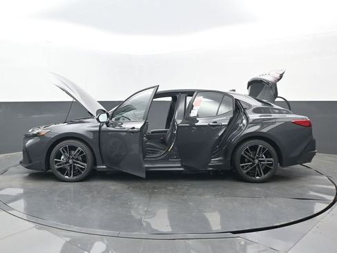 New 2026 Toyota Camry XSE FWD image 32