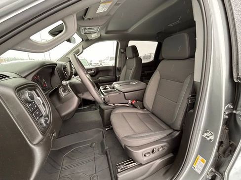 Used 2025 Chevrolet Silverado 1500 Custom AWD/4WD image 31