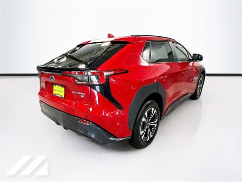 Used 2024 Subaru Solterra Premium image 5