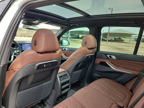 Used 2025 BMW X5 sDrive40i w/ Premium Package RWD image 16