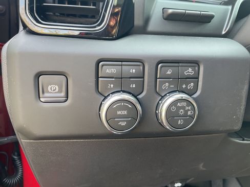 New 2026 GMC Sierra 1500 AT4 w/ AT4 Premium Package image 20