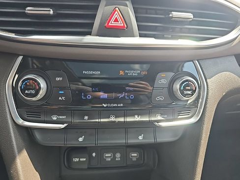 Used 2020 Hyundai Santa Fe SEL w/ Convenience + Premium Package FWD image 41