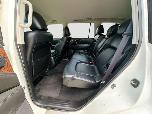 Used 2017 Nissan Armada SL w/ Interior Lighting Package AWD/4WD image 24