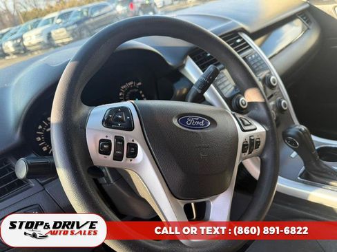 Used 2013 Ford Edge SE image 17