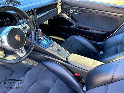 Used 2015 Porsche 911 Carrera 4 GTS image 16