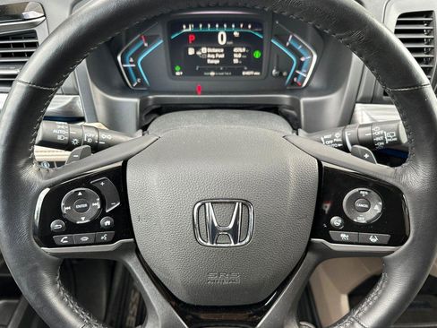 Used 2022 Honda Odyssey Elite image 25