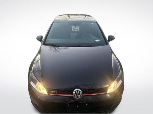 Used 2017 Volkswagen GTI S FWD image 5