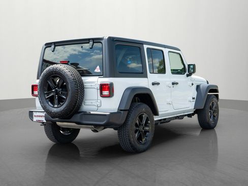 Used 2022 Jeep Wrangler Unlimited Sport AWD/4WD image 7
