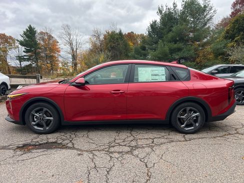 New 2025 Kia K4 LXS image 2