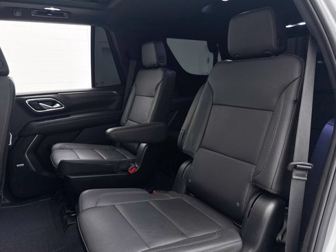 Used 2023 Chevrolet Tahoe Z71 w/ Luxury Package AWD/4WD image 31