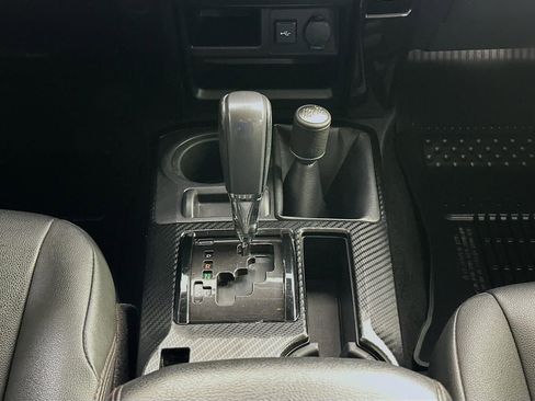 Used 2021 Toyota 4Runner Venture image 17