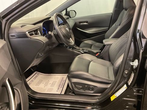 Used 2022 Toyota Corolla XSE FWD image 13