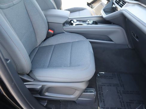 New 2026 Ford Explorer Active image 14