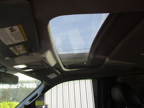 Used 2011 Ford F150 Lariat w/ Lariat Chrome Pkg image 13