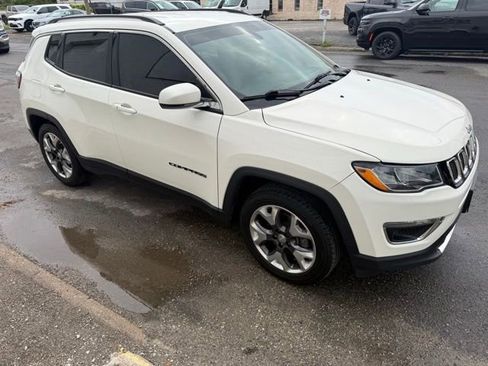 Used 2020 Jeep Compass Limited FWD image 4