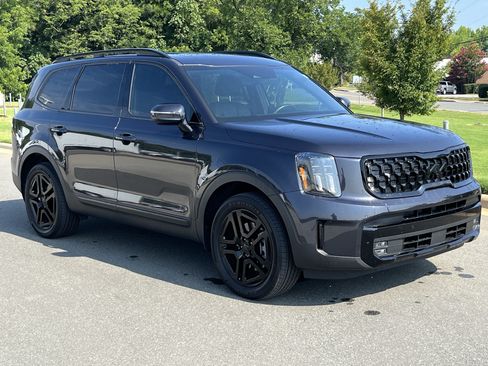 Used 2025 Kia Telluride SX Prestige X-Line AWD/4WD image 1