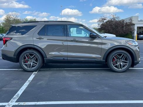 New 2026 Ford Explorer ST w/ Sun And Sound Package AWD/4WD image 57