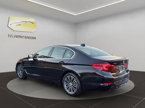 Used 2019 BMW 530i xDrive w/ Convenience Package image 5