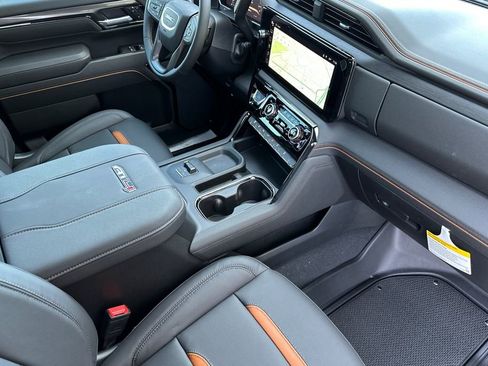 New 2026 GMC Sierra 2500 AT4 w/ AT4 Premium Plus Package AWD/4WD image 15
