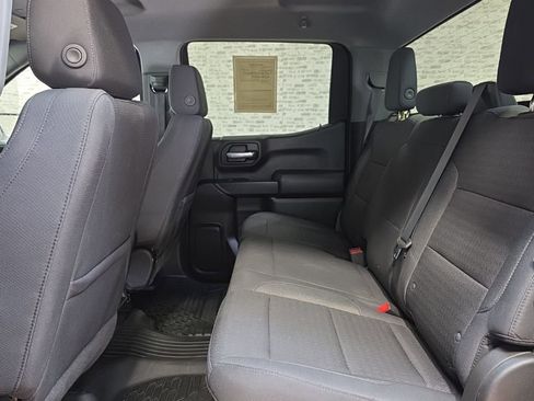 Used 2022 Chevrolet Silverado 1500 Custom image 15