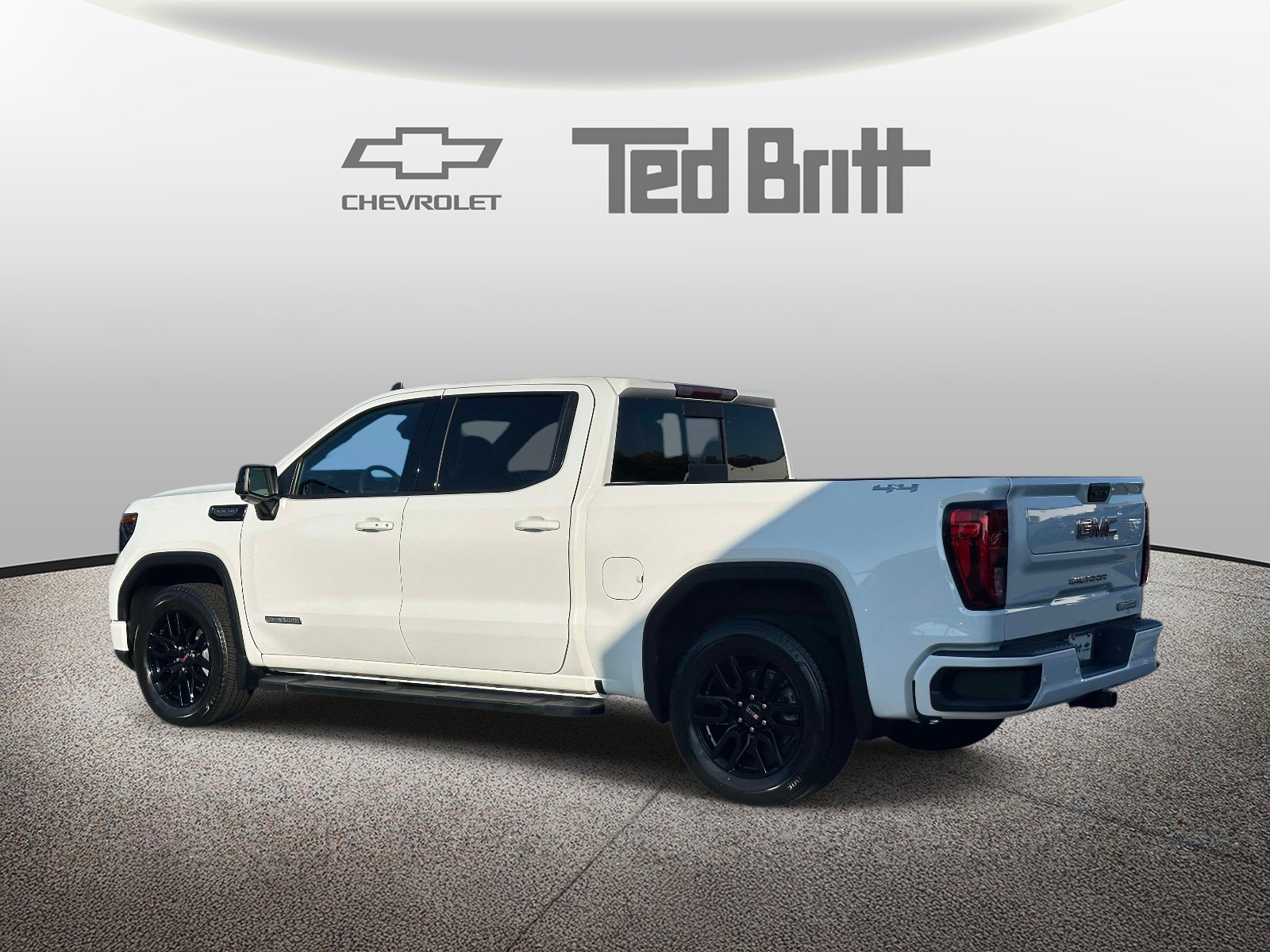 Used 2024 GMC Sierra 1500 Elevation w/ Elevation Premium Package AWD/4WD image 6