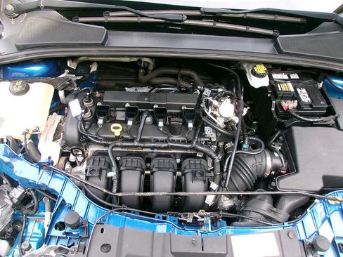 Used 2018 Ford Focus SE FWD image 8