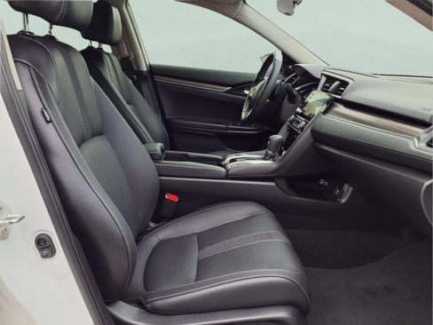 Used 2019 Honda Civic Touring image 13