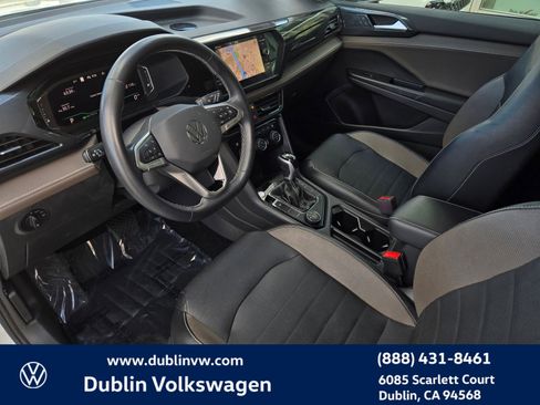 Used 2022 Volkswagen Taos SEL AWD/4WD image 9