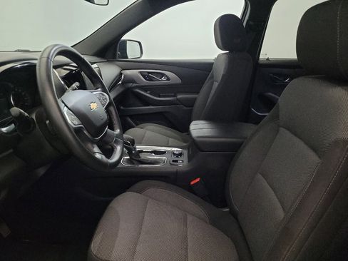 Used 2023 Chevrolet Traverse LT AWD/4WD image 17