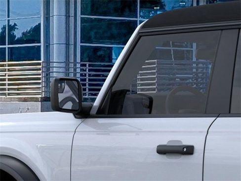 New 2025 Ford Bronco 4-Door image 22