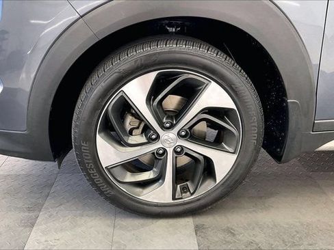 Used 2017 Hyundai Tucson Value AWD/4WD image 8