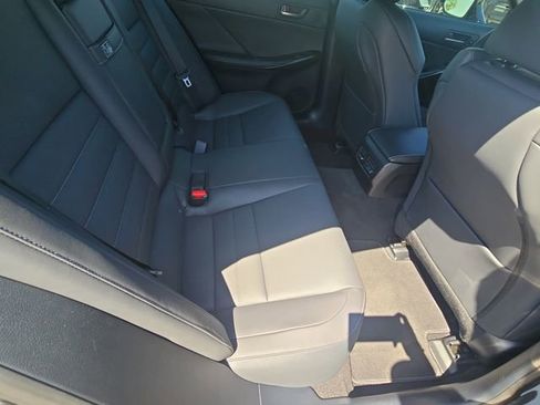 Used 2025 Lexus IS 500 image 11