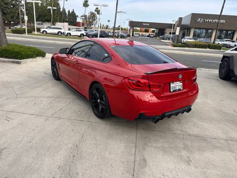 Used 2019 BMW 440i Coupe w/ M Sport Package image 3