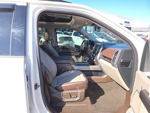 Used 2019 Ford F150 Limited image 15