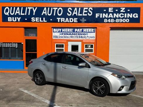 Used 2016 Toyota Corolla LE image 1