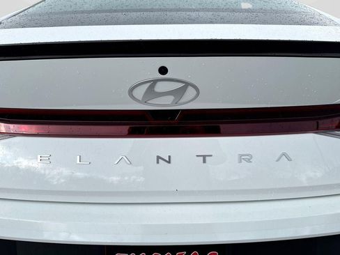 New 2026 Hyundai Elantra SEL Sport FWD image 35