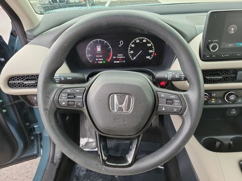 Used 2025 Honda HR-V LX image 17