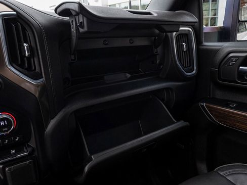 Used 2023 Chevrolet Silverado 2500 High Country image 19