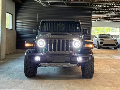 Used 2023 Jeep Gladiator Mojave w/ Cold Weather Group AWD/4WD image 6