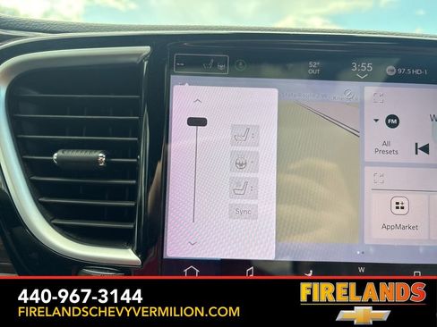 Used 2022 Chrysler Pacifica Pinnacle image 33