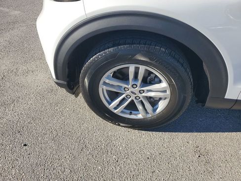 Used 2023 Ford Explorer XLT w/ Equipment Group 202A image 18